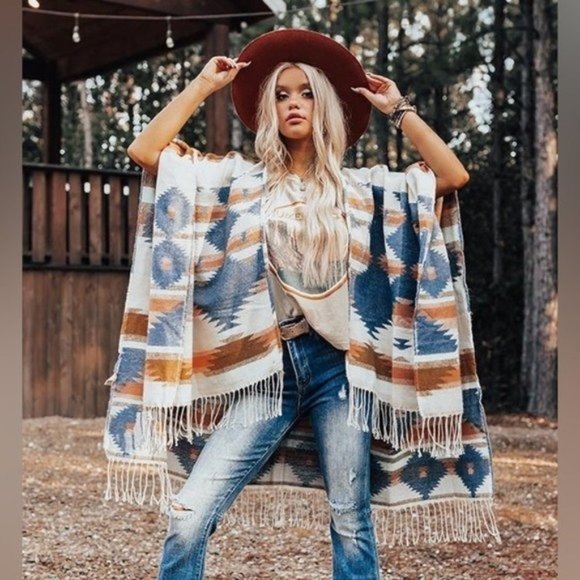 Rock Springs Clothing Sweaters - New Aztec Print Poncho Fringed Tribal Print Wrap